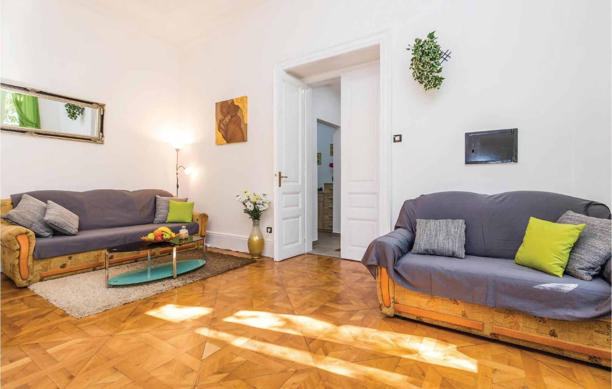 Awesome apartment in Rijeka with 1 Bedrooms&WiFi Buitenkant foto