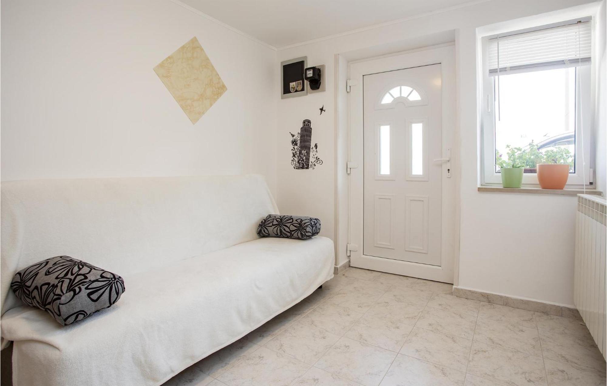Awesome apartment in Rijeka with 1 Bedrooms&WiFi Buitenkant foto