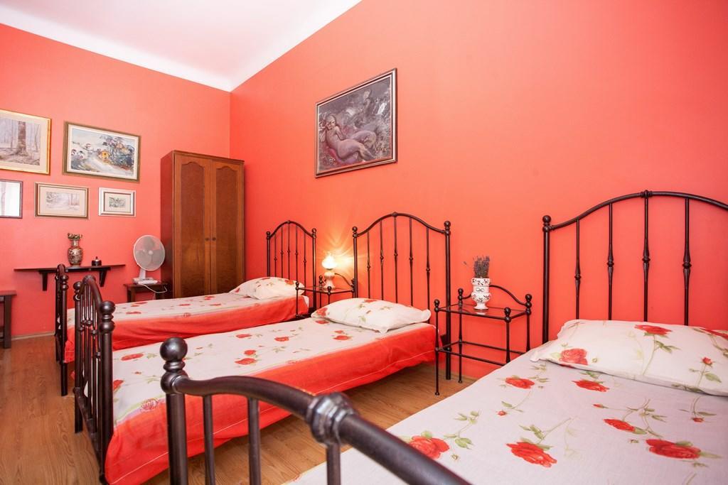 Awesome apartment in Rijeka with 1 Bedrooms&WiFi Kamer foto
